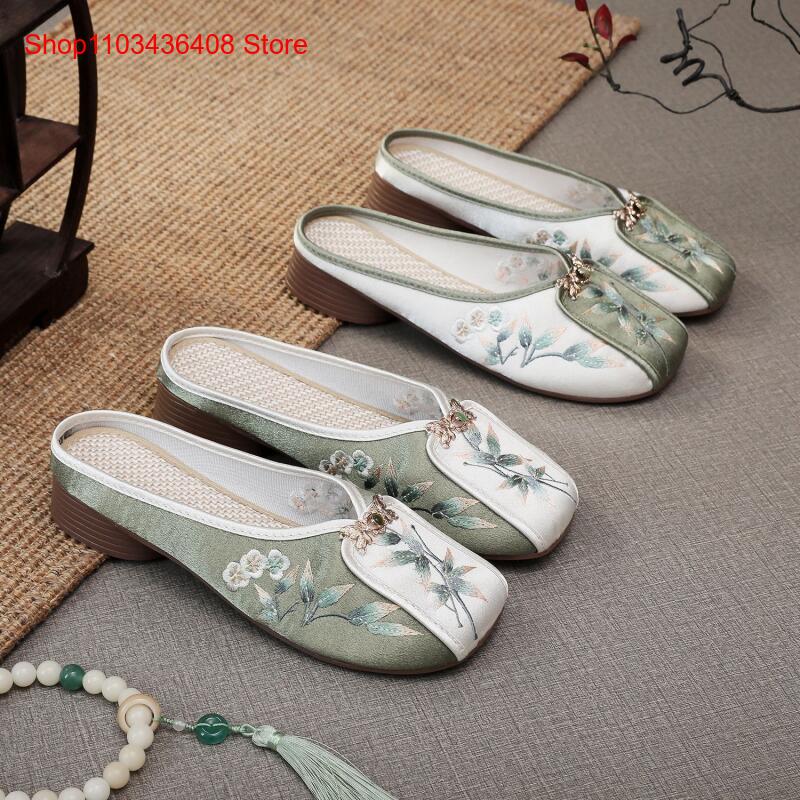 Ethnic Style - รองเท้าแตะปักลายใหม่สำหรับใส่ในบ้าน รองเท้าผ้าสำหรับผู้หญิง สไตล์แฟชั่นพื้นเมืองและลายปักแบบชาติพันธุ์