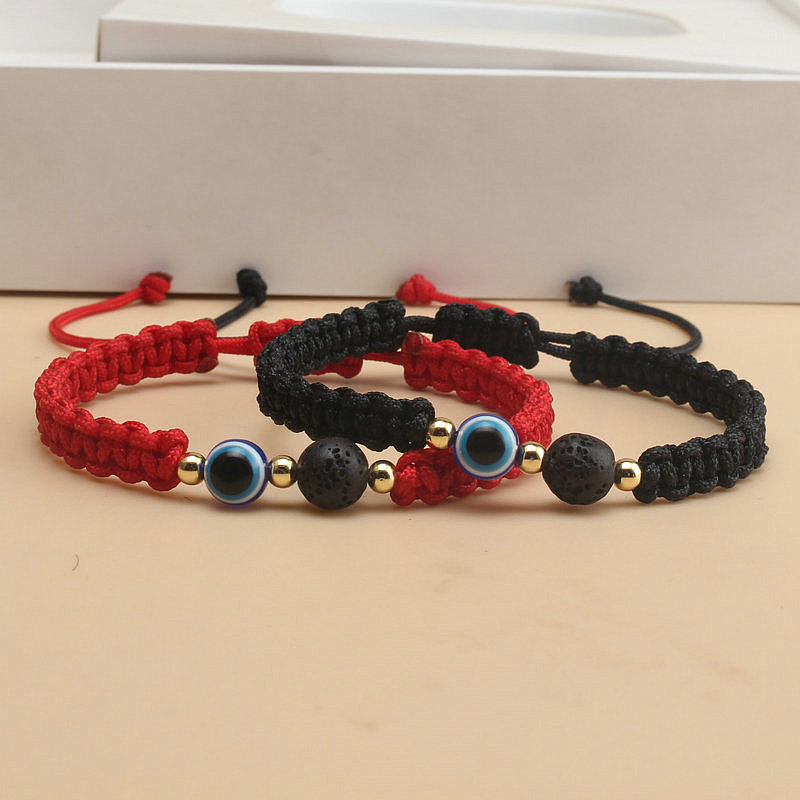 Fashion Ethnic Wear For Men - กำไลข้อมือสไตล์ชาติพันธุ์ลายตาปีศาจ ทำจากลูกปัดภูเขาไฟ ถักมือ ปรับขนาดได้ กำไลเชือกสีแดง/ดำนำโชค สำหรับผู้ชายและผู้หญิง