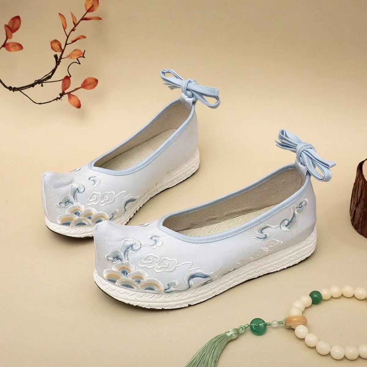 รองเท้าผู้หญิงไซส์ใหญ่ ปักลายฮ - Ethnic Style บทวิจารณ์และราคา